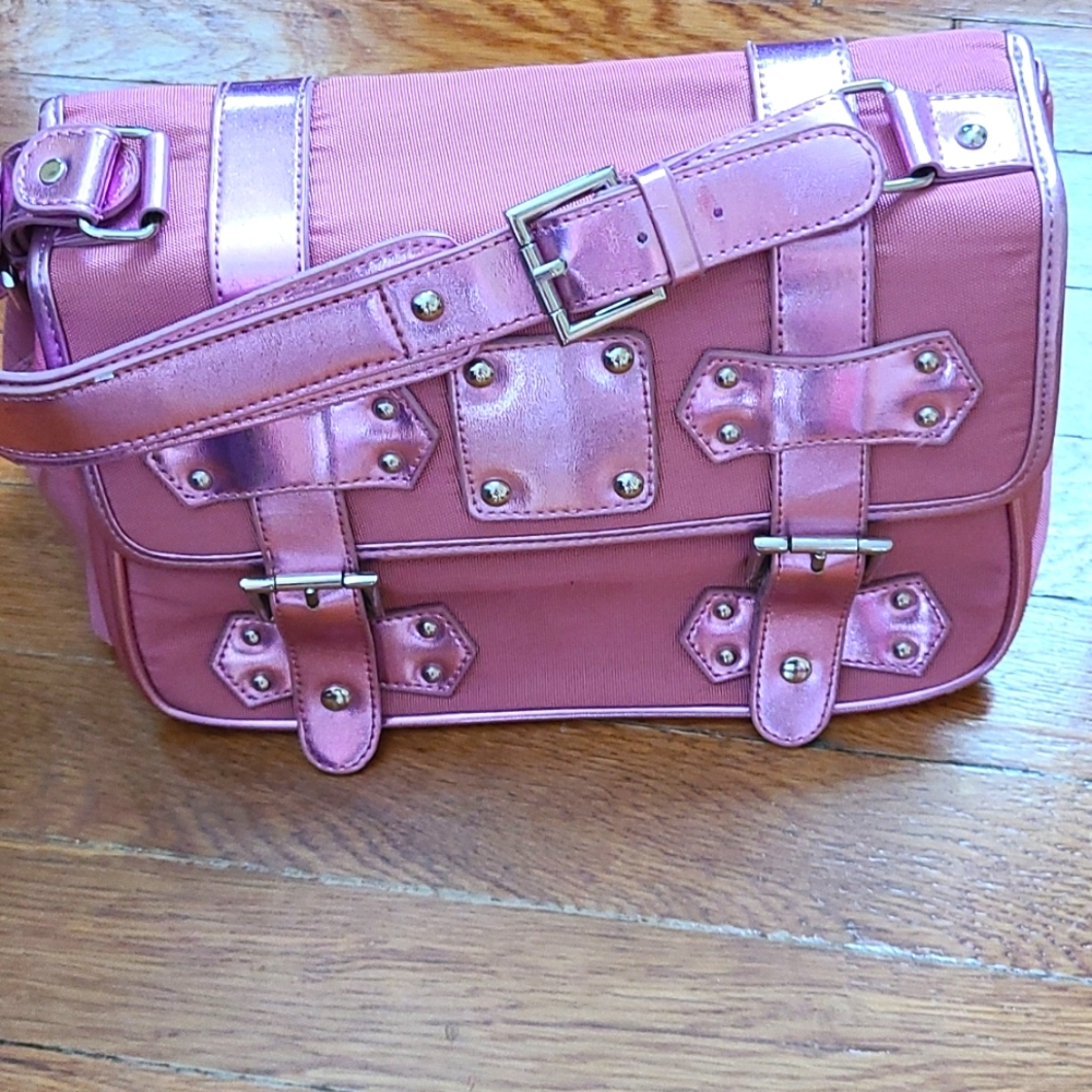 Melie Bianco, Pink satchel